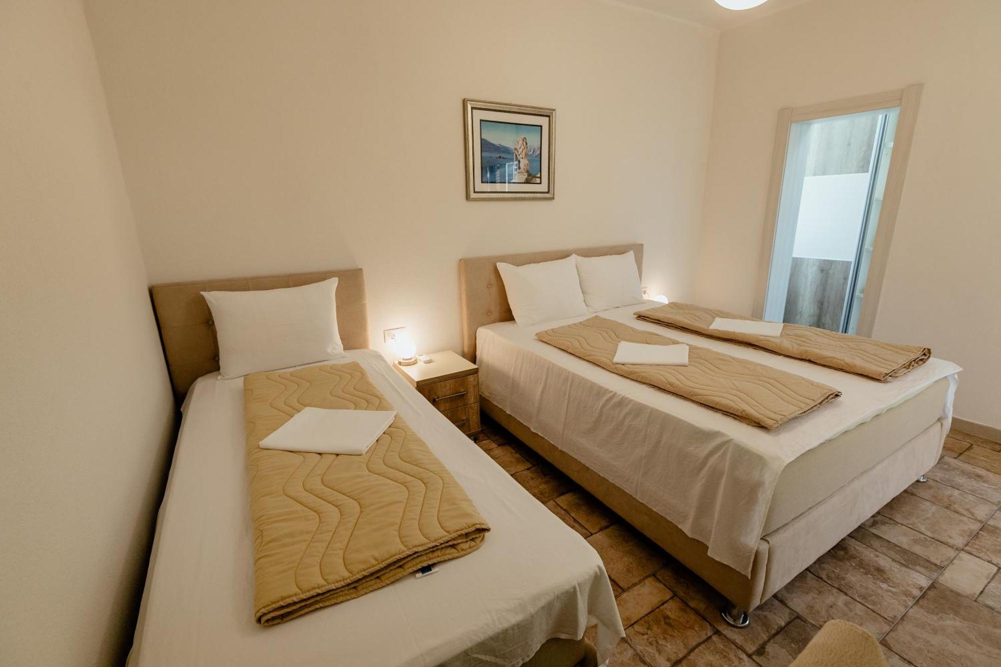Bobana Apartments Donji Morinj Exterior foto